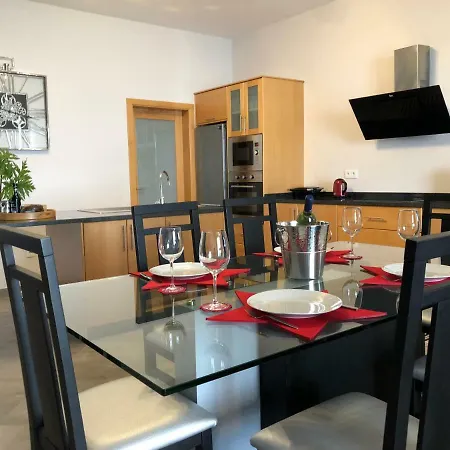 Moradia Syso * Arco da Calheta (Madeira)