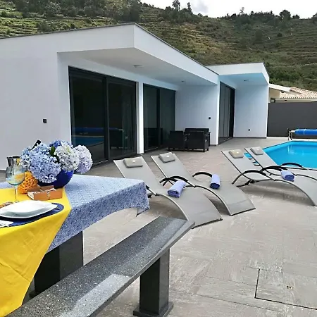 Moradia Syso * Arco da Calheta (Madeira)